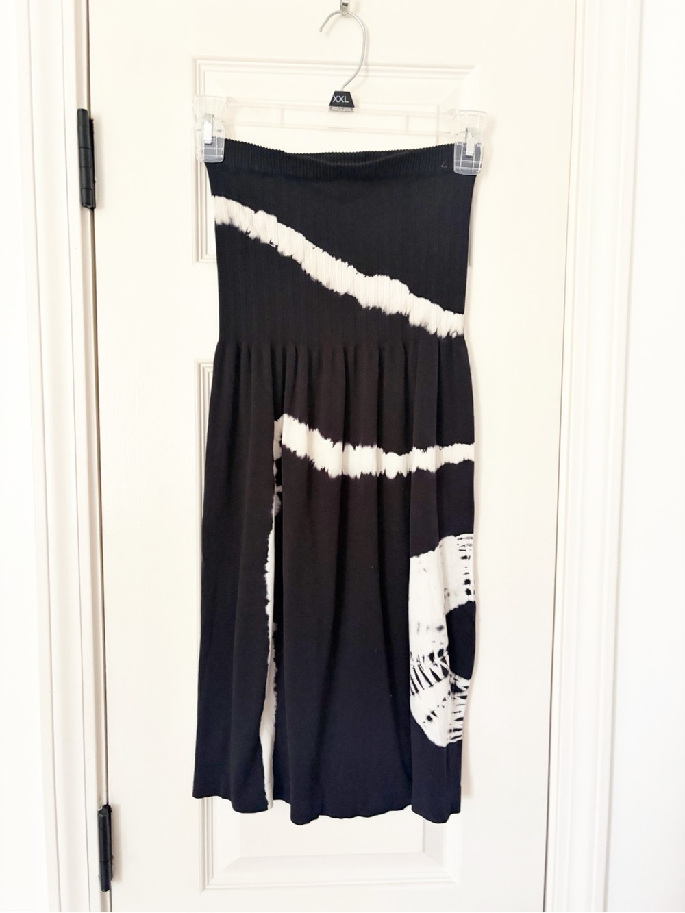 Ingear Resortwear one size Black and White Tie-Dye Strapless  Coverup
